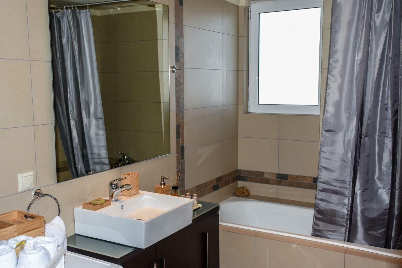 Apartmán Boutique Penthouse Next To Stavros Niarchos Foundation Atény Exteriér fotografie